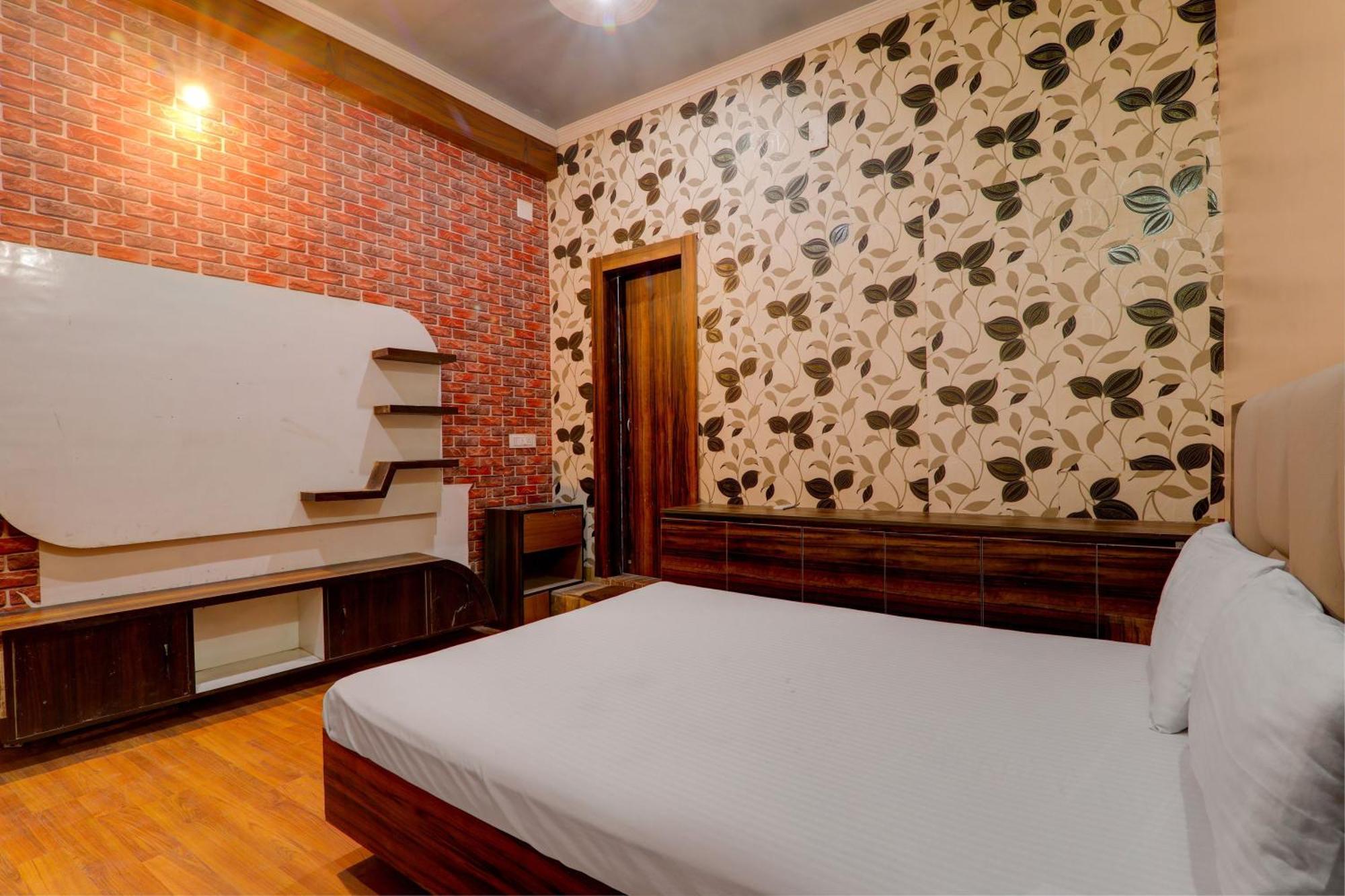 Spot On Hotel Elite Darbhanga Exterior foto